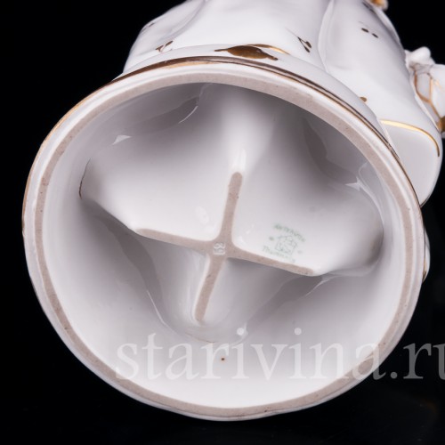 Девочка с бабочкой, Hertwig & Co, Германия, 1920-30 гг