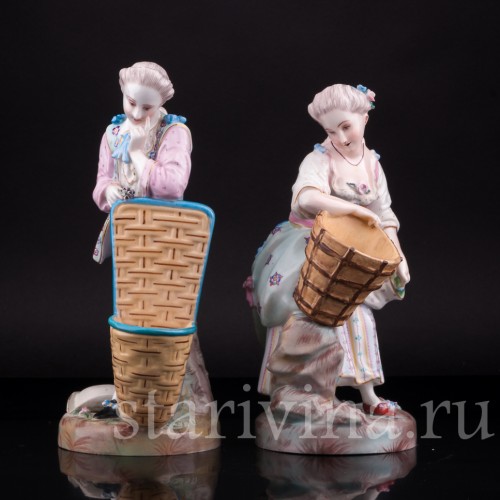 Фигурка из фарфора Пара с корзинами, Франция, 19 в.