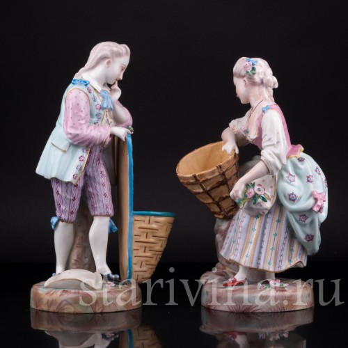 Фигурка из фарфора Пара с корзинами, Франция, 19 в.