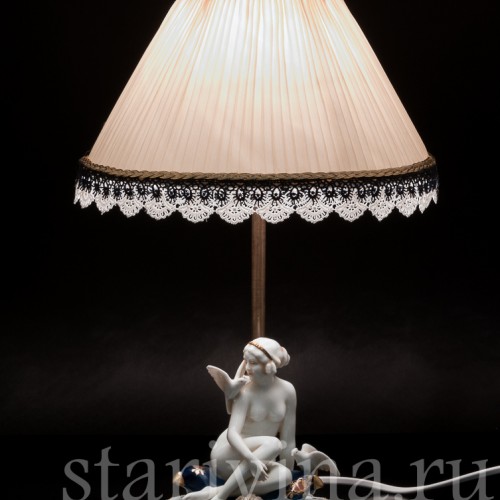 Девушка с голубями, лампа, E. A. Muller, Германия, 1920-30 гг