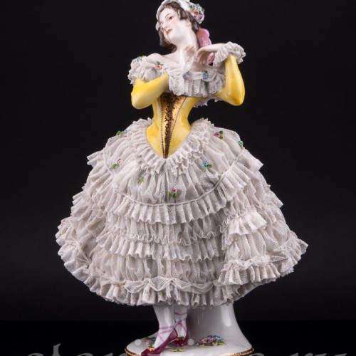 Балерина в желтом платье, кружевная, Volkstedt, Германия, до 1935 г