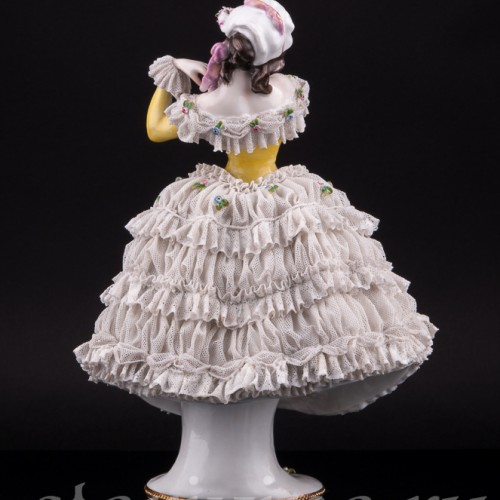 Балерина в желтом платье, кружевная, Volkstedt, Германия, до 1935 г