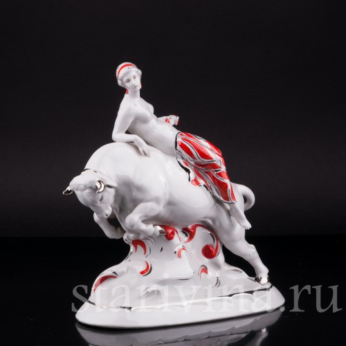 Старинная статуэтка из фарфора Похищение Европы, Hertwig & Co, Германия, нач. 20 в.