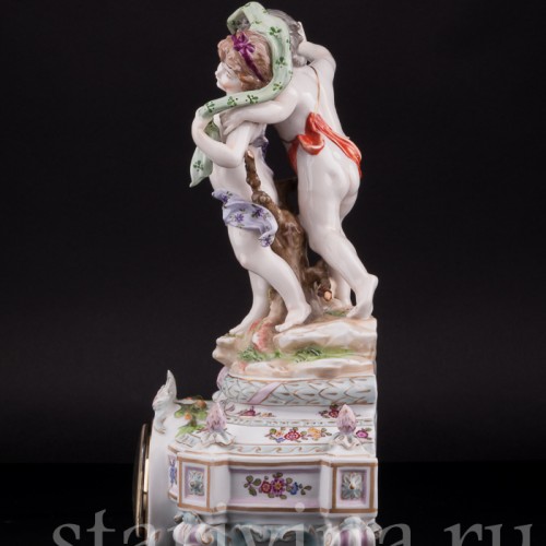 Фарфоровые часы с двумя путти, Volkstedt, Германия, кон. 19 в