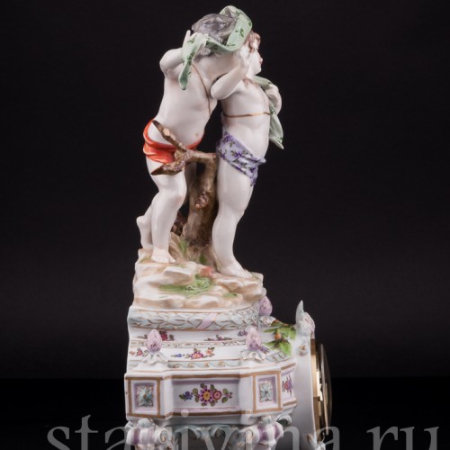 Фарфоровые часы с двумя путти, Volkstedt, Германия, кон. 19 в