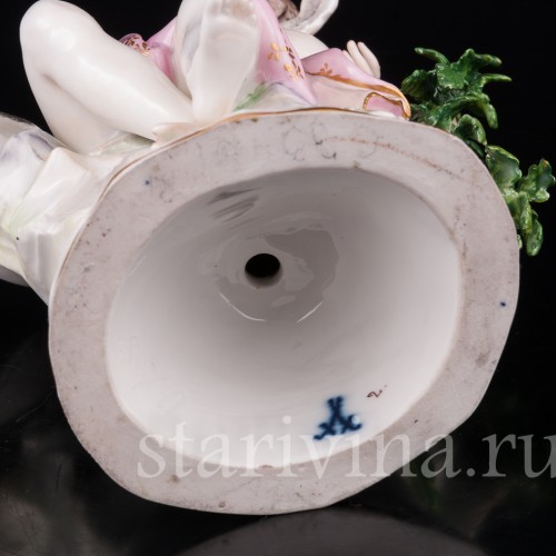 Фарфоровая статуэтка Венера, Амур и два голубя, Meissen, Германия, сер. 19 - нач. 20 вв.