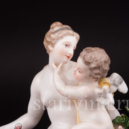Фарфоровая статуэтка Венера, Амур и два голубя, Meissen, Германия, сер. 19 - нач. 20 вв.