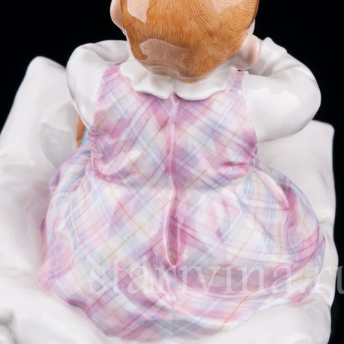 Малыш на подушке, Meissen, Германия, вт. пол. 20 в