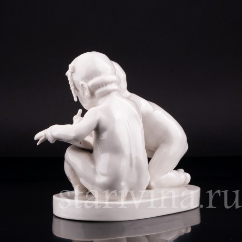 Фигурка детей из фарфора Рисующие малыши, Schwarzburger, Германия, нач. 20 в.