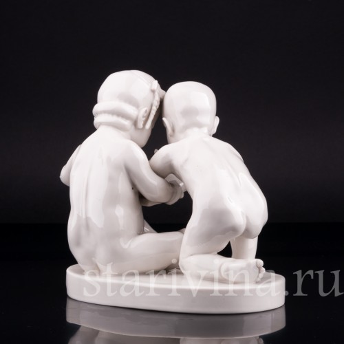 Фигурка детей из фарфора Рисующие малыши, Schwarzburger, Германия, нач. 20 в.