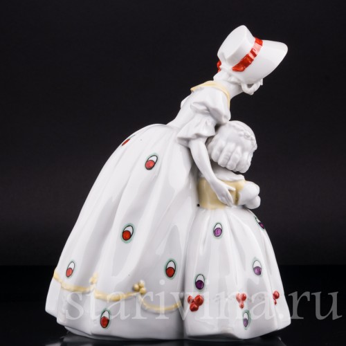 Фарфорвая статуэтка Мама с дочкой, Hertwig & Co, Германия, 1920-30 гг.