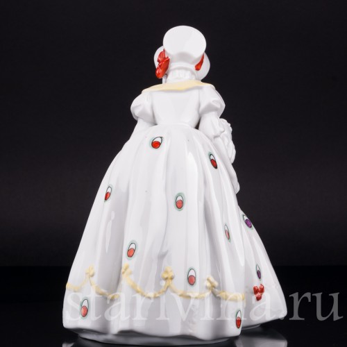 Фарфорвая статуэтка Мама с дочкой, Hertwig & Co, Германия, 1920-30 гг.