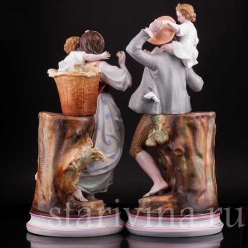 Фигурка из фарфора Пара с детьми, Германия, сер. - кон. 19 в.