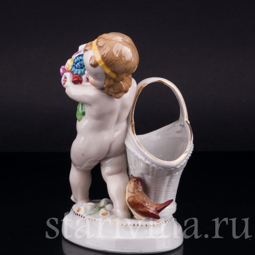 Путти с букетом цветов, Hertwig & Co, Германия, 1920-30 гг