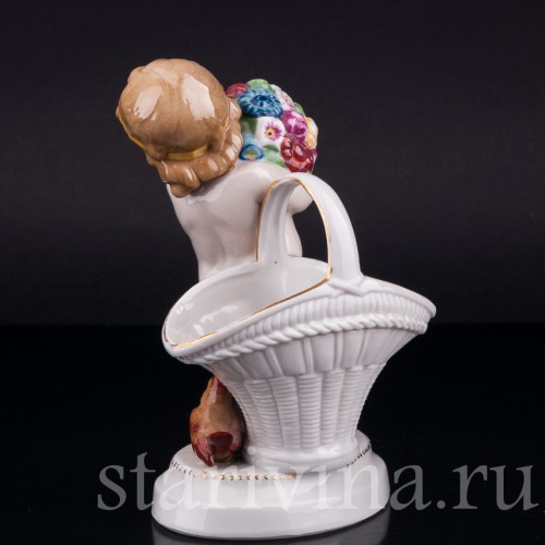 Путти с букетом цветов, Hertwig & Co, Германия, 1920-30 гг