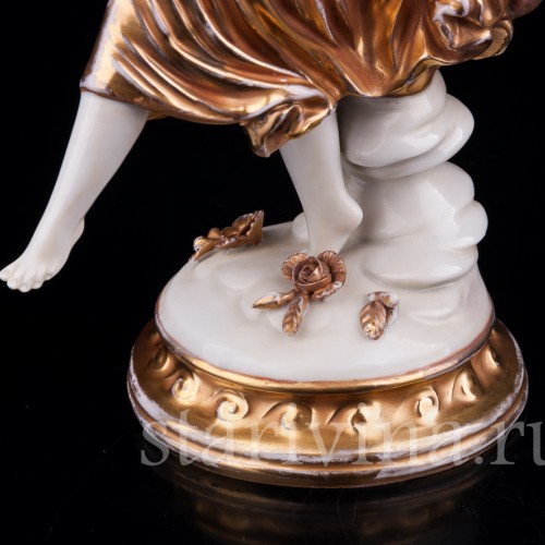 Муза с венком, Volkstedt, Германия, кон. 19 - нач. 20 вв