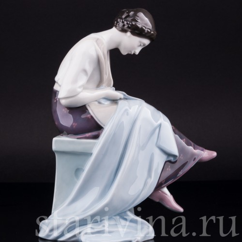 Фарфорвая статуэтка Портниха, Heubach, Германия, нач. 20 в.