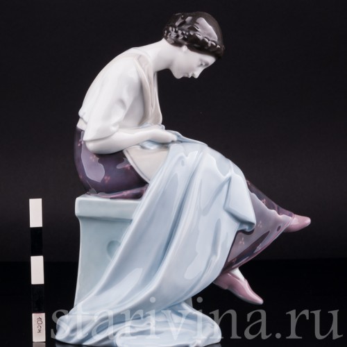 Фарфорвая статуэтка Портниха, Heubach, Германия, нач. 20 в.