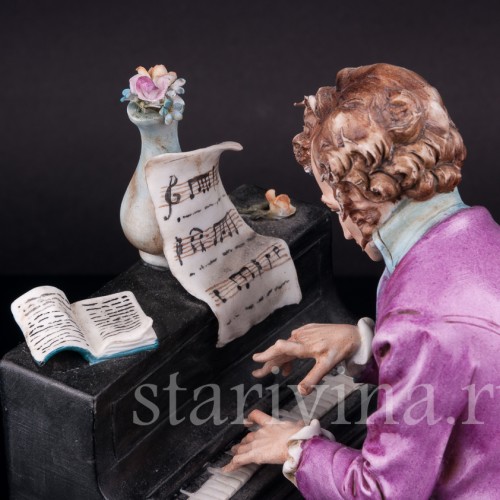 Пианист, Capodimonte, Италия, сер. 20 в