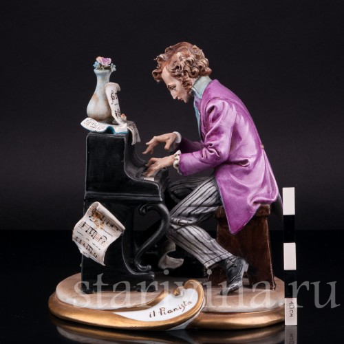 Пианист, Capodimonte, Италия, сер. 20 в