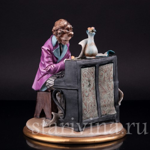 Пианист, Capodimonte, Италия, сер. 20 в