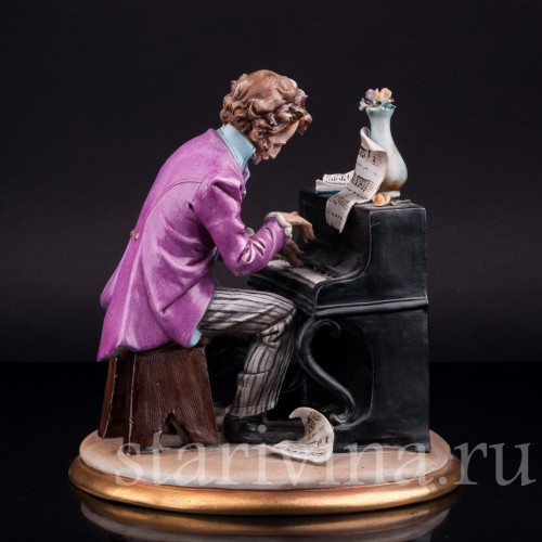 Пианист, Capodimonte, Италия, сер. 20 в