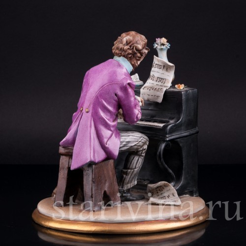 Пианист, Capodimonte, Италия, сер. 20 в