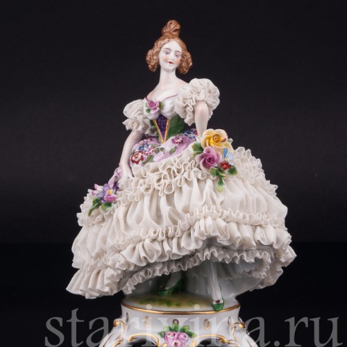 Девушка в бальном платье, кружевная, Muller & Co, Германия, нач. 20 в