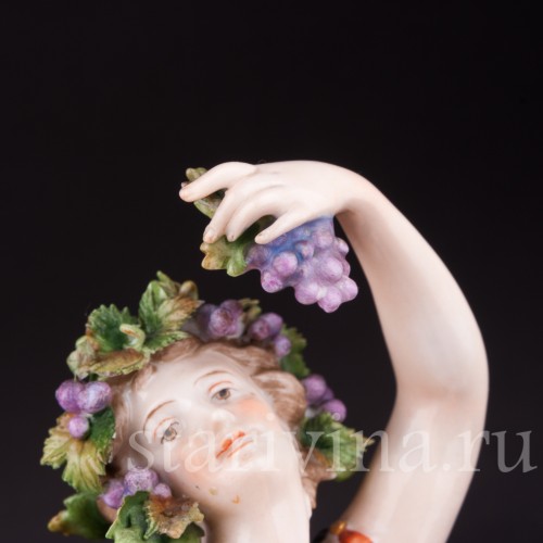 Девушка с чашей и виноградной гроздью, Volkstedt, Германия, 19 в