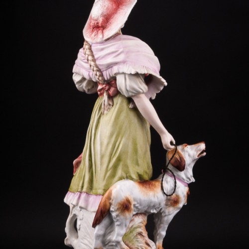 Фарфорвая статуэтка Девушка с собакой, Германия, 19 в.