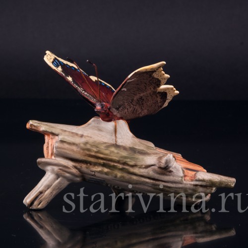 Бабочка на сухой ветке, Goebel, Германия, до 1990 г