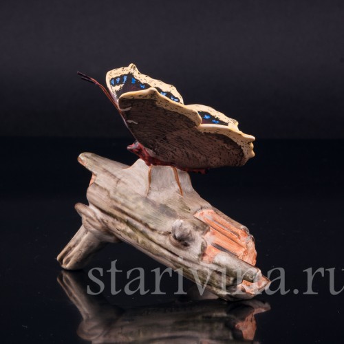 Бабочка на сухой ветке, Goebel, Германия, до 1990 г