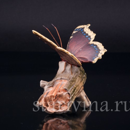 Бабочка на сухой ветке, Goebel, Германия, до 1990 г