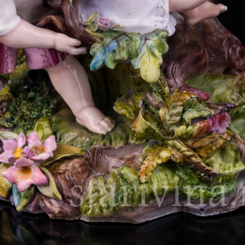 Фарфоровая Вазы Играющие дети, Richard Eckert & Co, Германия, кон. 19 в.