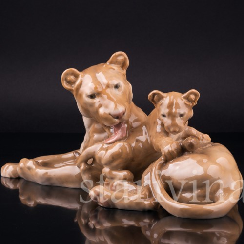 Львица с львенком, Bing & Grondahl, Дания, вт. пол. 20 в