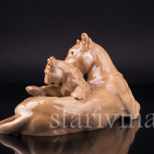 Львица с львенком, Bing & Grondahl, Дания, вт. пол. 20 в