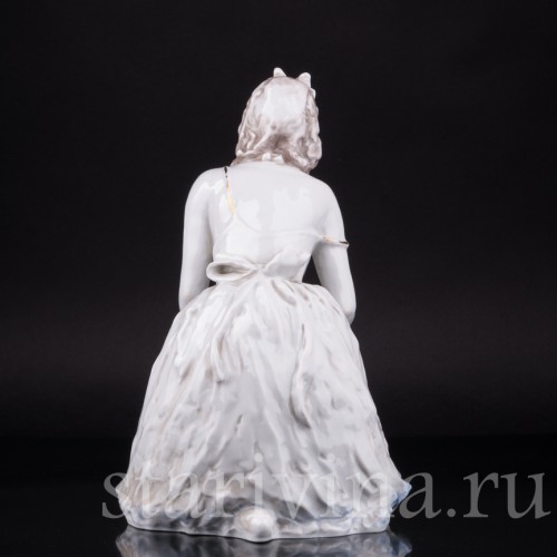 Фарфорвая статуэтка Балерина, завязывающая балетную туфельку, Rosenthal, Германия, 1960 гг.