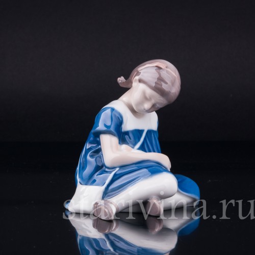 Девочка с куклой, Bing & Grondahl, Дания, 1940-50 гг