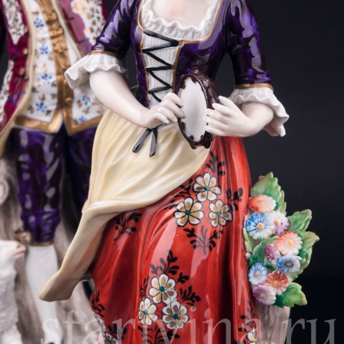 Фигурка из фарфора Танцующая пара с овечками, Sitzendorf, Германия, сер. 20 в.