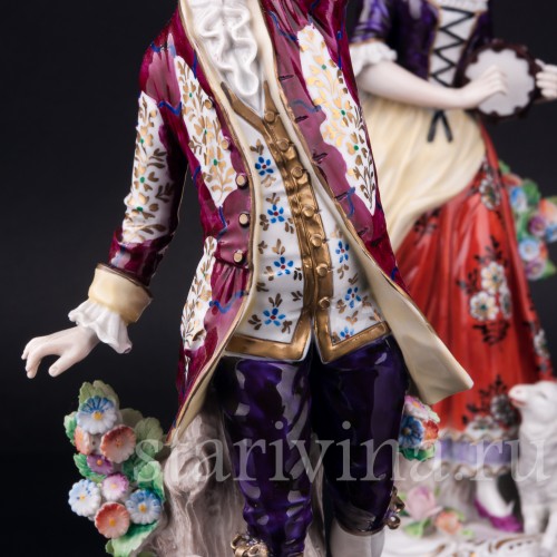 Фигурка из фарфора Танцующая пара с овечками, Sitzendorf, Германия, сер. 20 в.