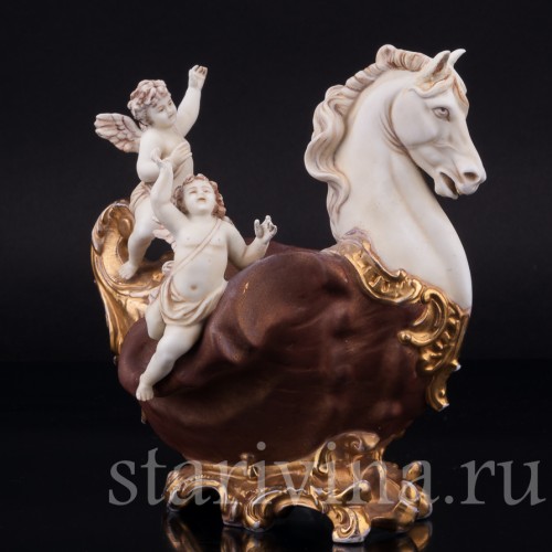 Фарфорвая композиция Ангелочки, декоративная ваза с головой коня, E. A. Muller, Германия, кон. 19 в.