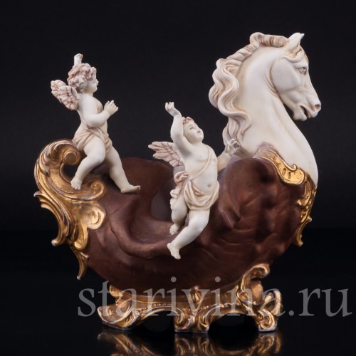 Фарфорвая композиция Ангелочки, декоративная ваза с головой коня, E. A. Muller, Германия, кон. 19 в.