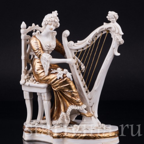 Фигурка из фарфора Девушка с арфой, Дрезден, Германия, 1920-30 гг.