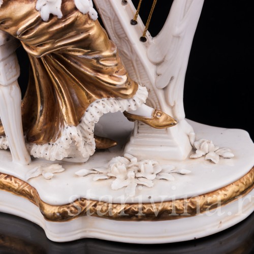 Фигурка из фарфора Девушка с арфой, Дрезден, Германия, 1920-30 гг.