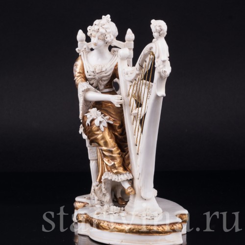 Фигурка из фарфора Девушка с арфой, Дрезден, Германия, 1920-30 гг.
