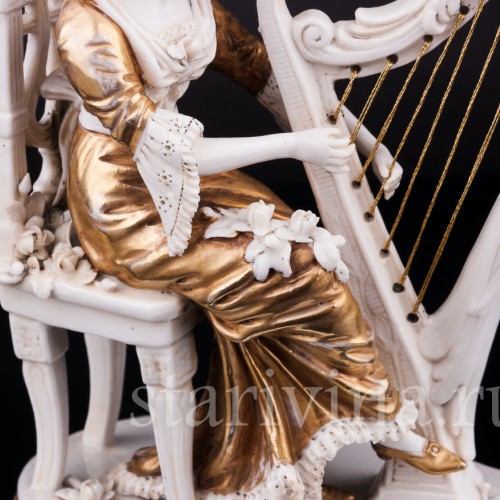 Фигурка из фарфора Девушка с арфой, Дрезден, Германия, 1920-30 гг.