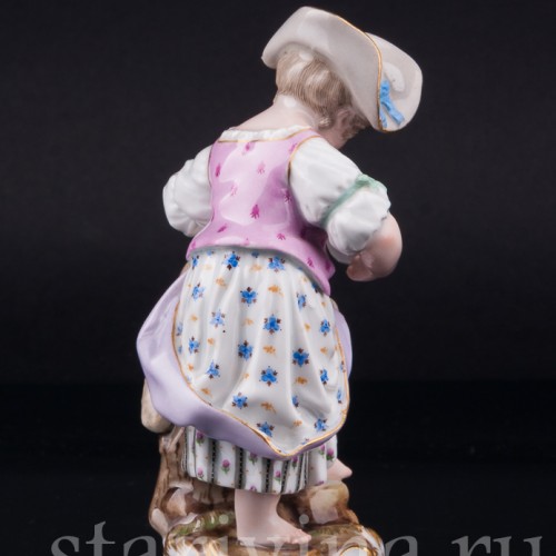Девочка с ягненком, Meissen, Германия, 19 в