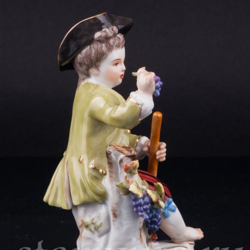 Мальчик с виноградом, Meissen, Германия, вт. пол. 20 в