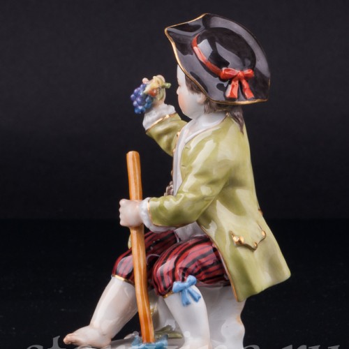 Мальчик с виноградом, Meissen, Германия, вт. пол. 20 в