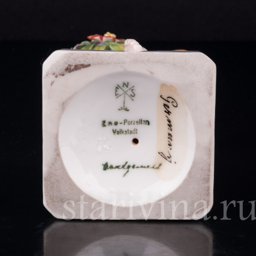 Малыш с букетом цветов, Karl Ens, Германия, 1920-30 гг